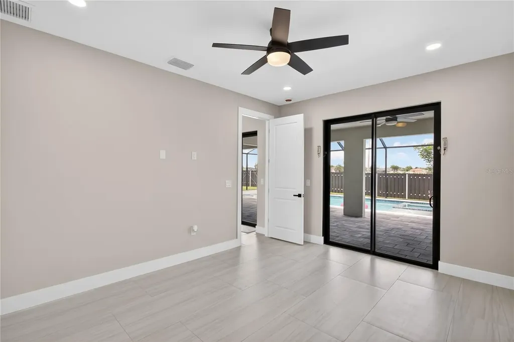 819 SW 16th Terrace Cape Coral FL 33991