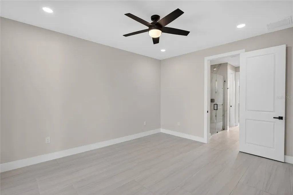 819 SW 16th Terrace Cape Coral FL 33991
