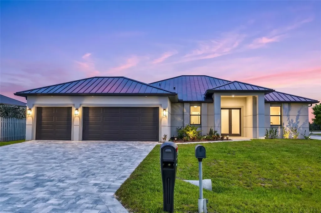 819 SW 16th Terrace Cape Coral FL 33991