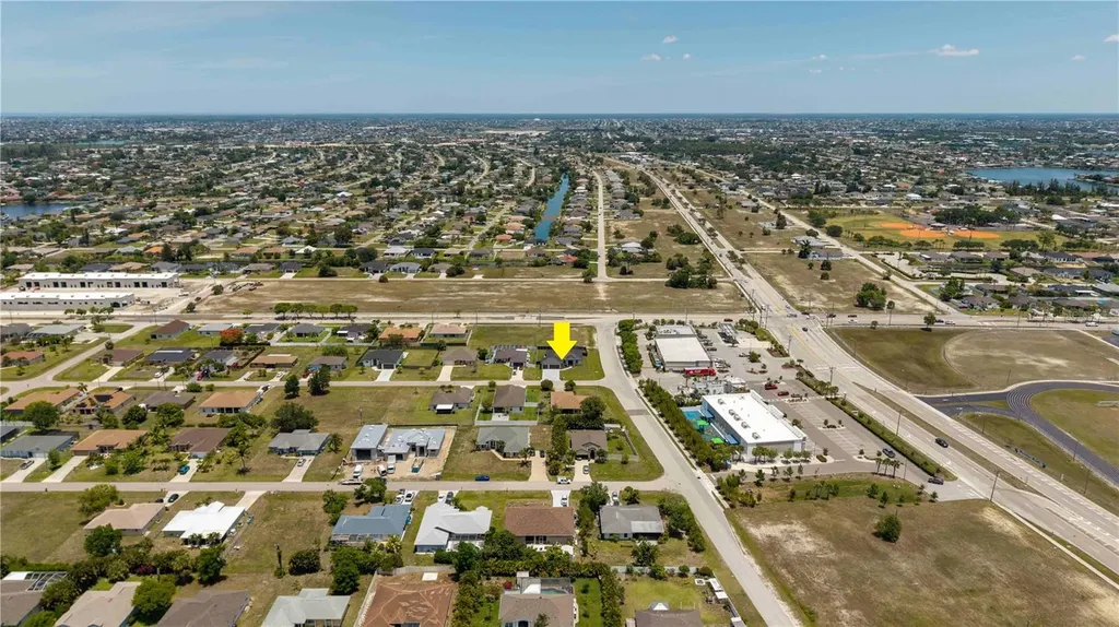 819 SW 16th Terrace Cape Coral FL 33991