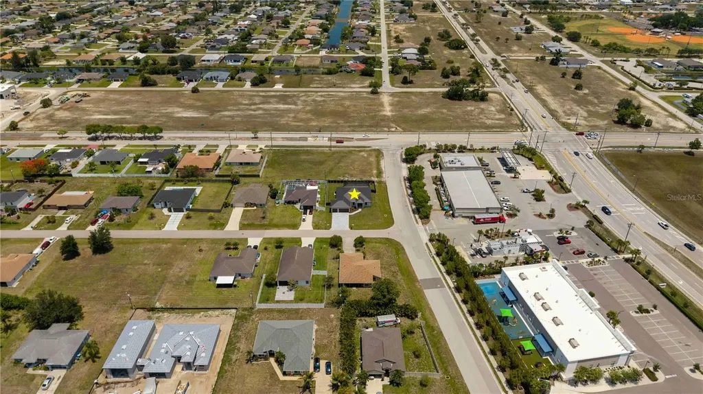819 SW 16th Terrace Cape Coral FL 33991