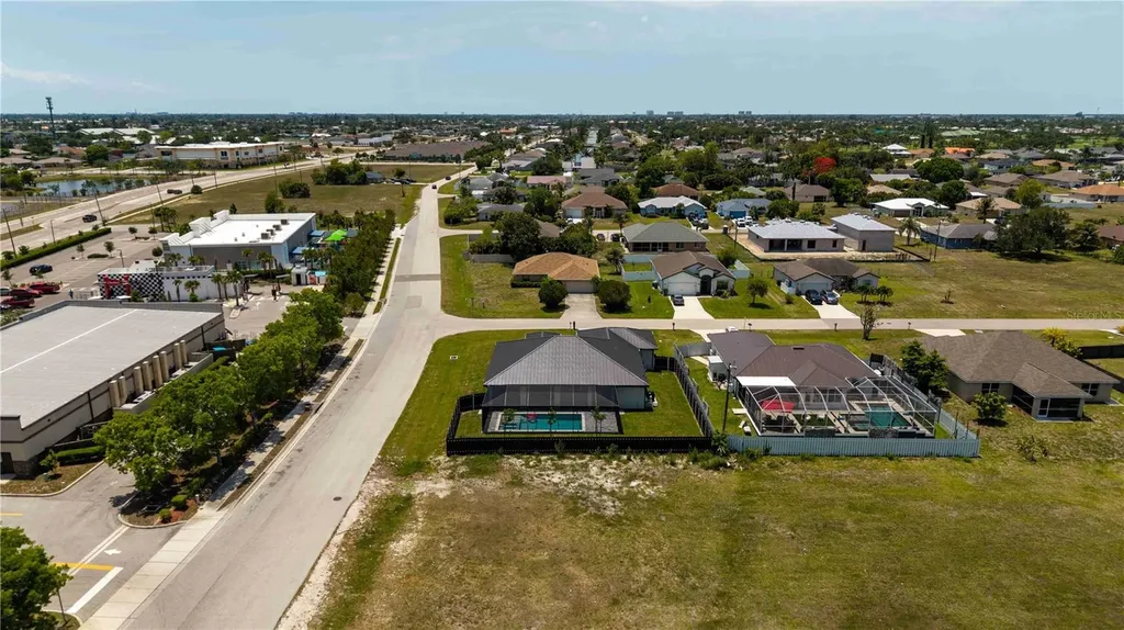 819 SW 16th Terrace Cape Coral FL 33991