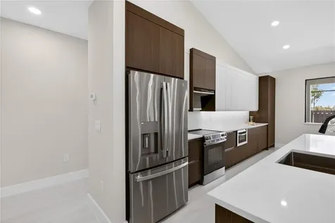 819 SW 16th Terrace Cape Coral FL 33991