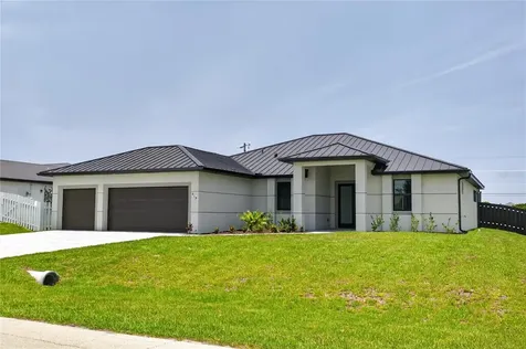 819 SW 16th Terrace Cape Coral FL 33991