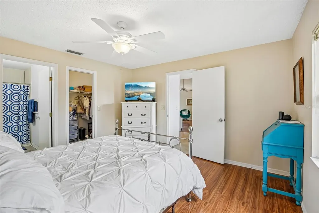 1925 Grand Cypress Lane Sun City Center FL 33573