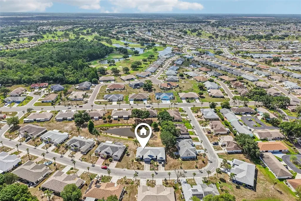 1925 Grand Cypress Lane Sun City Center FL 33573