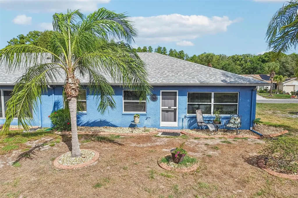 1925 Grand Cypress Lane Sun City Center FL 33573