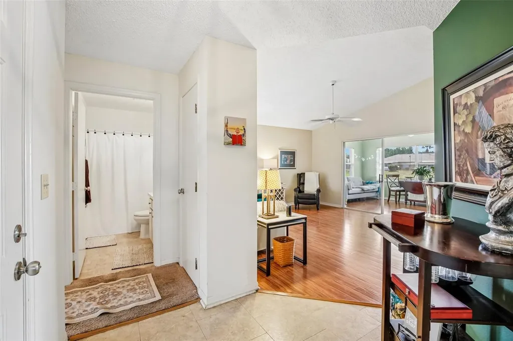 1925 Grand Cypress Lane Sun City Center FL 33573