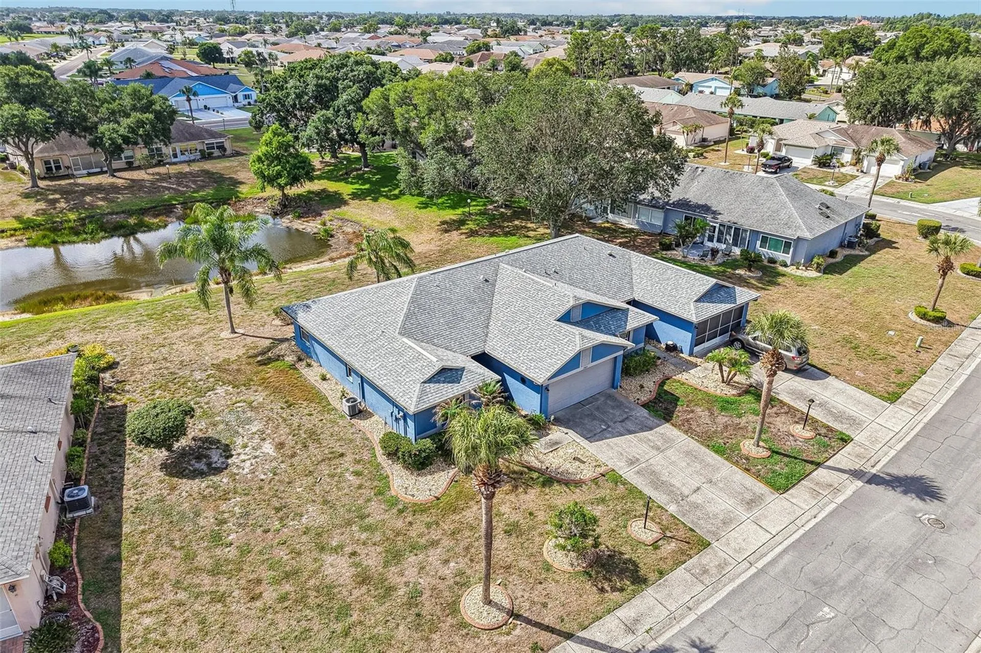 1925 Grand Cypress Lane Sun City Center FL 33573