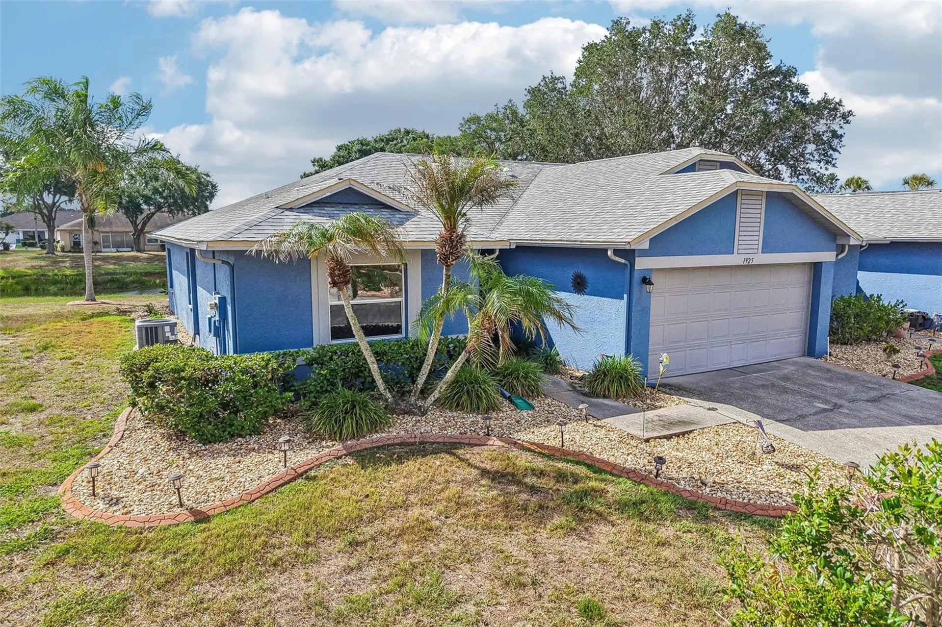 1925 Grand Cypress Lane Sun City Center FL 33573