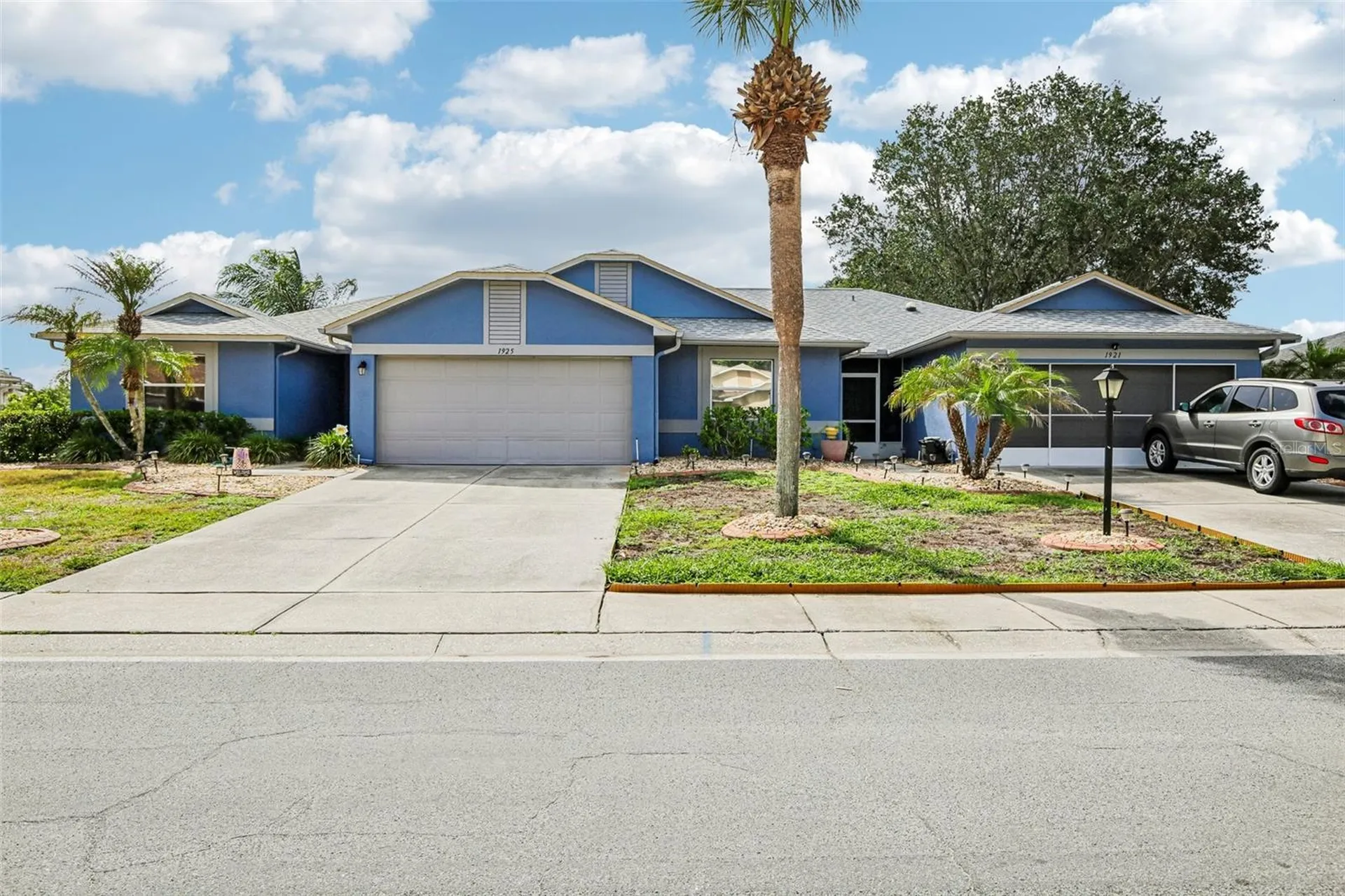 1925 Grand Cypress Lane Sun City Center FL 33573