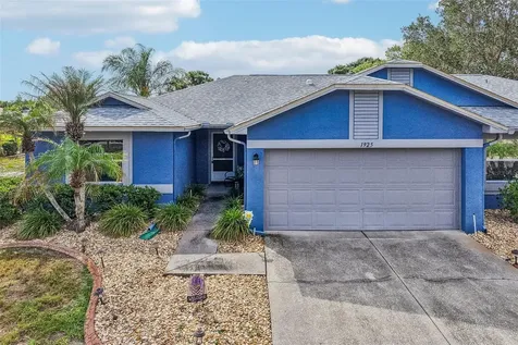 1925 Grand Cypress Lane Sun City Center FL 33573