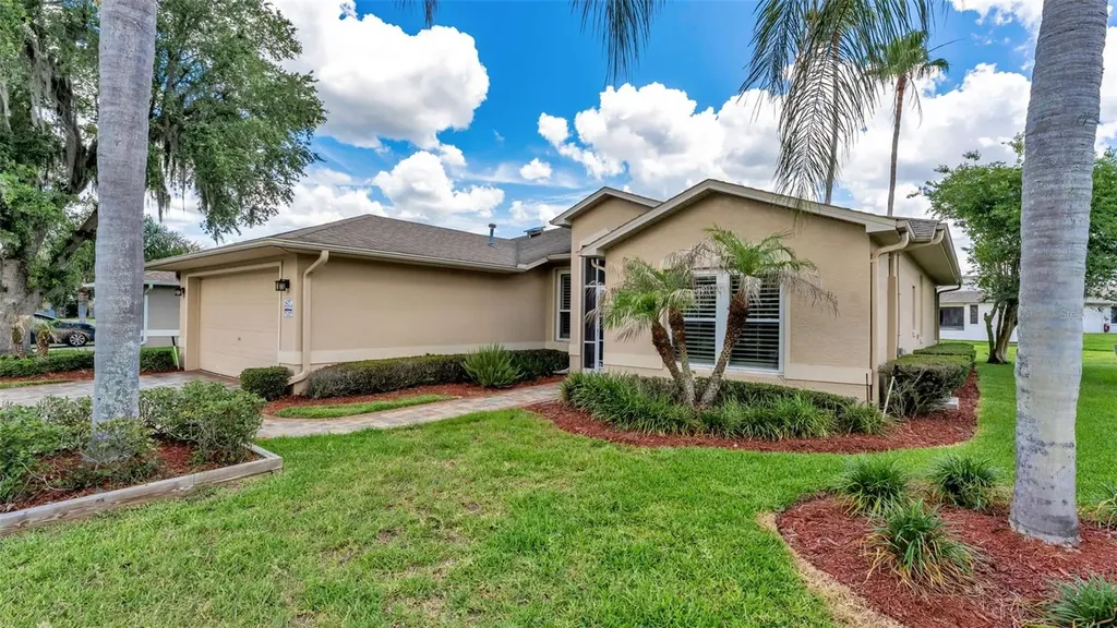 6257 Silver Lakes Drive W Lakeland FL 33810