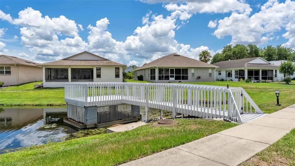 6257 Silver Lakes Drive W Lakeland FL 33810