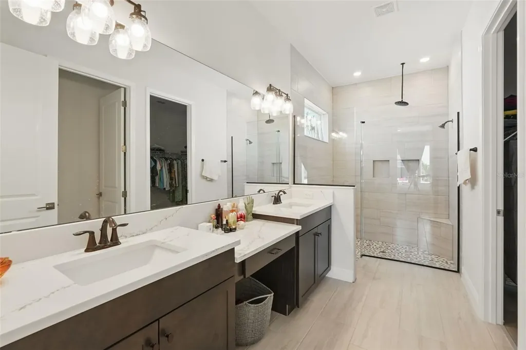 16008 Volterra Point Bella Collina FL 34756