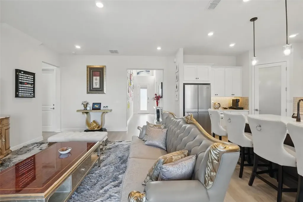 16008 Volterra Point Bella Collina FL 34756