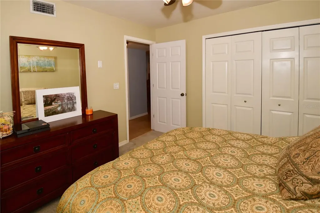 7519 Harbor View Way Seminole FL 33776