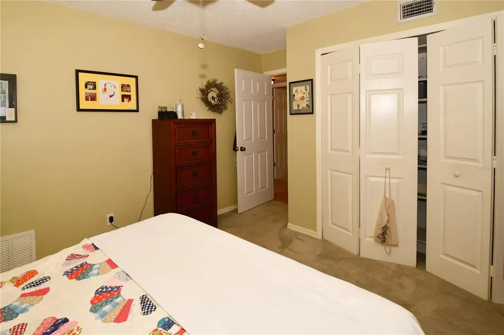 7519 Harbor View Way Seminole FL 33776