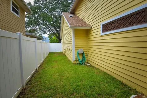7519 Harbor View Way Seminole FL 33776