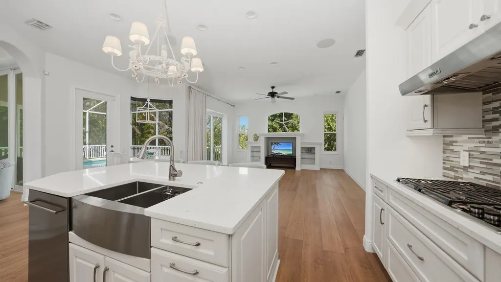 523 Juan Anasco Drive Longboat Key FL 34228