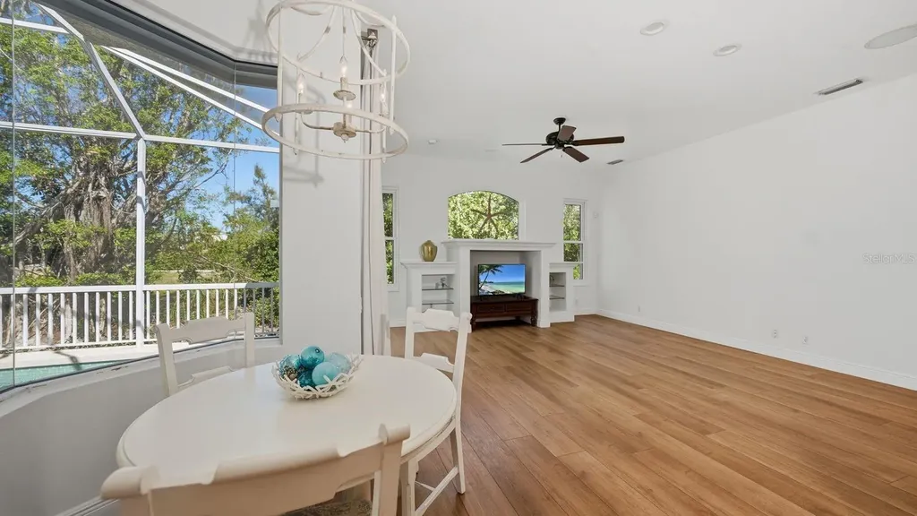 523 Juan Anasco Drive Longboat Key FL 34228
