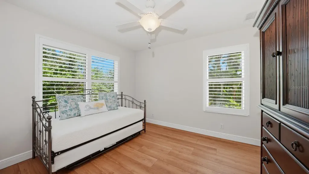 523 Juan Anasco Drive Longboat Key FL 34228