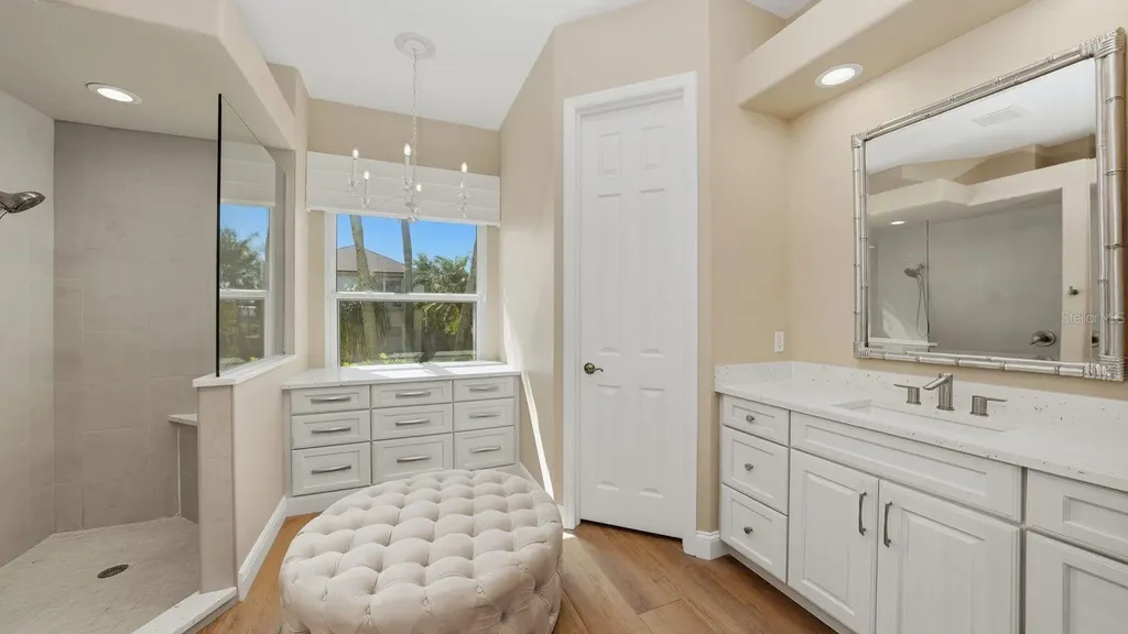 523 Juan Anasco Drive Longboat Key FL 34228