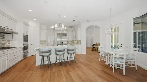 523 Juan Anasco Drive Longboat Key FL 34228