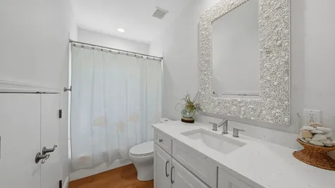 523 Juan Anasco Drive Longboat Key FL 34228