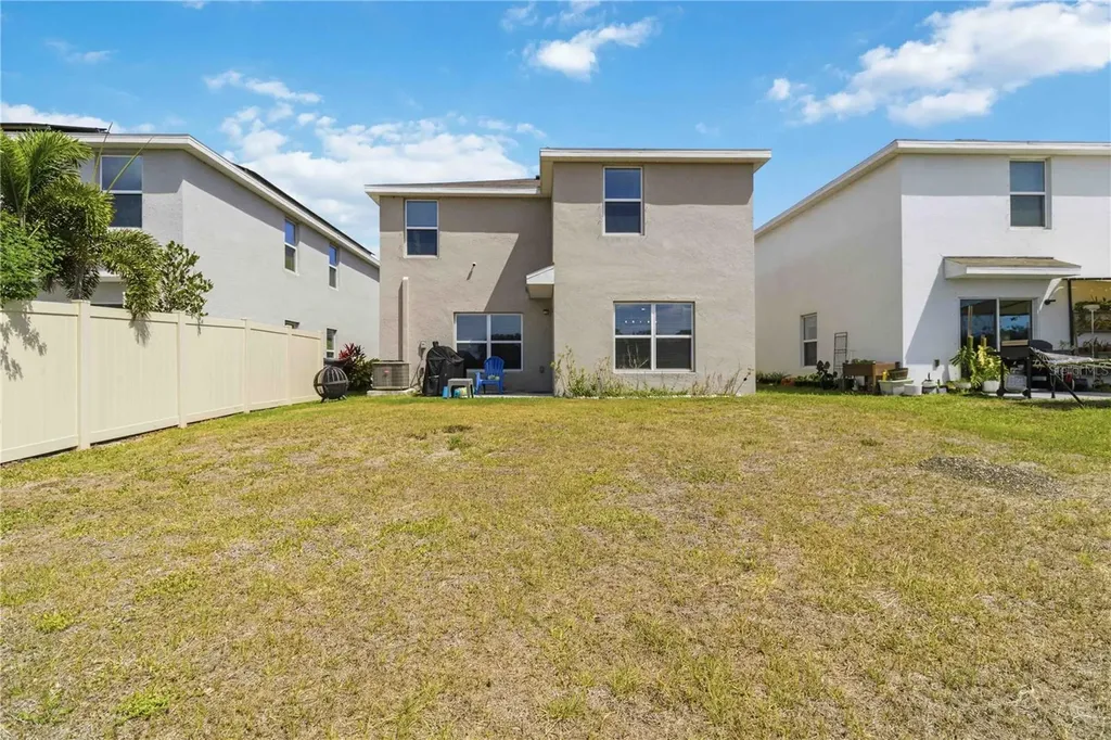 2922 Rock Sound Street Bradenton FL 34208