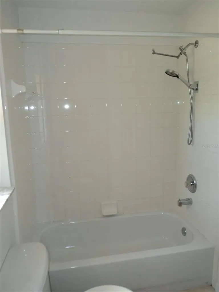 548 E Montrose Street Clermont FL 34711