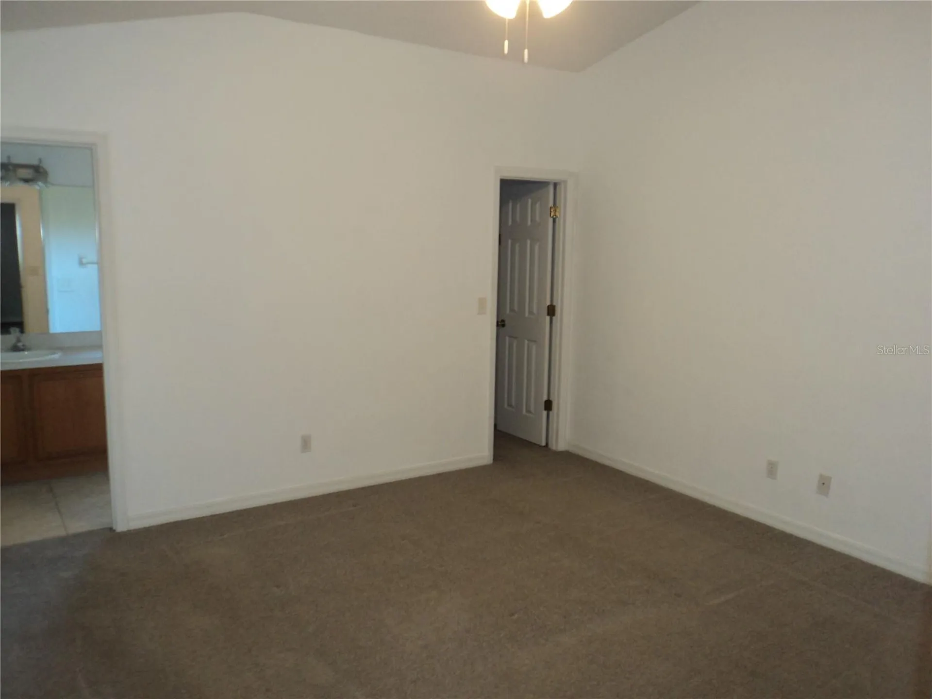 548 E Montrose Street Clermont FL 34711