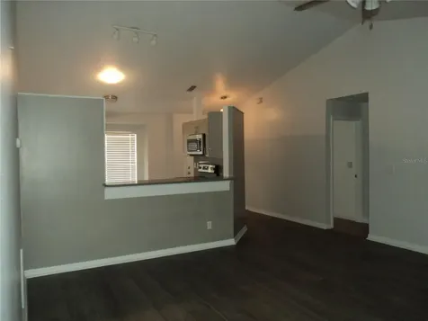 548 E Montrose Street Clermont FL 34711
