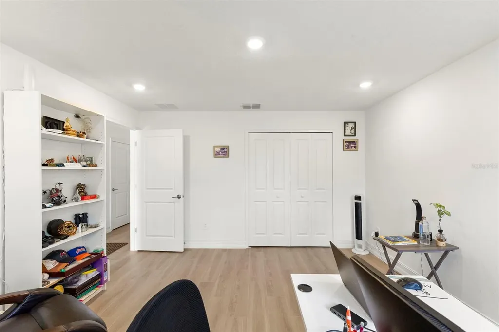 4511 S Manhattan Avenue Tampa FL 33611
