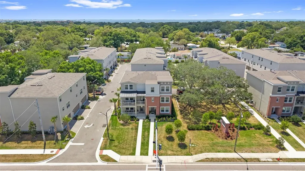 4511 S Manhattan Avenue Tampa FL 33611