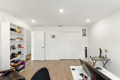 4511 S Manhattan Avenue Tampa FL 33611