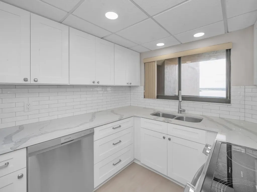 1290 Gulf Boulevard Clearwater Beach FL 33767