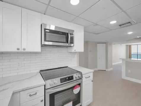 1290 Gulf Boulevard Clearwater Beach FL 33767