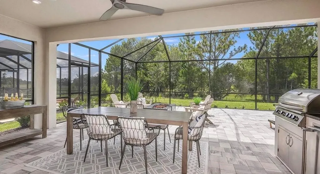 33320 Castaway Loop Wesley Chapel FL 33543