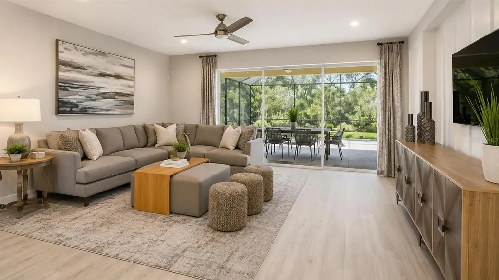 33320 Castaway Loop Wesley Chapel FL 33543
