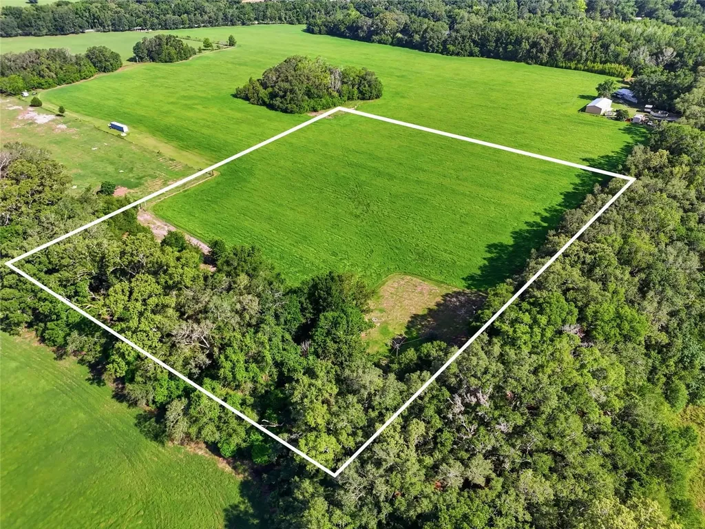 10222 NW 173rd Street Alachua FL 32615