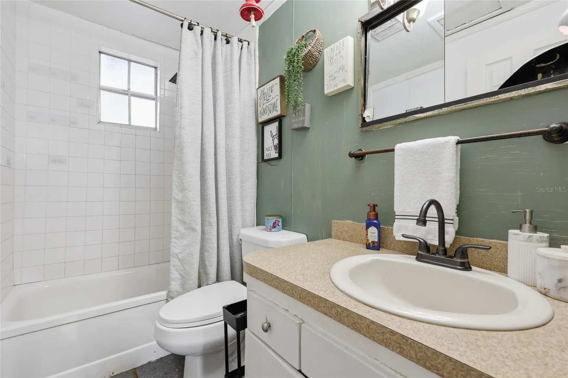 10222 NW 173rd Street Alachua FL 32615
