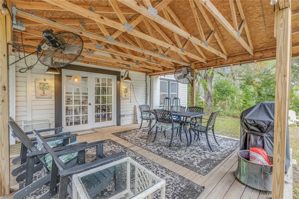 801 Canal Street New Smyrna Beach FL 32168
