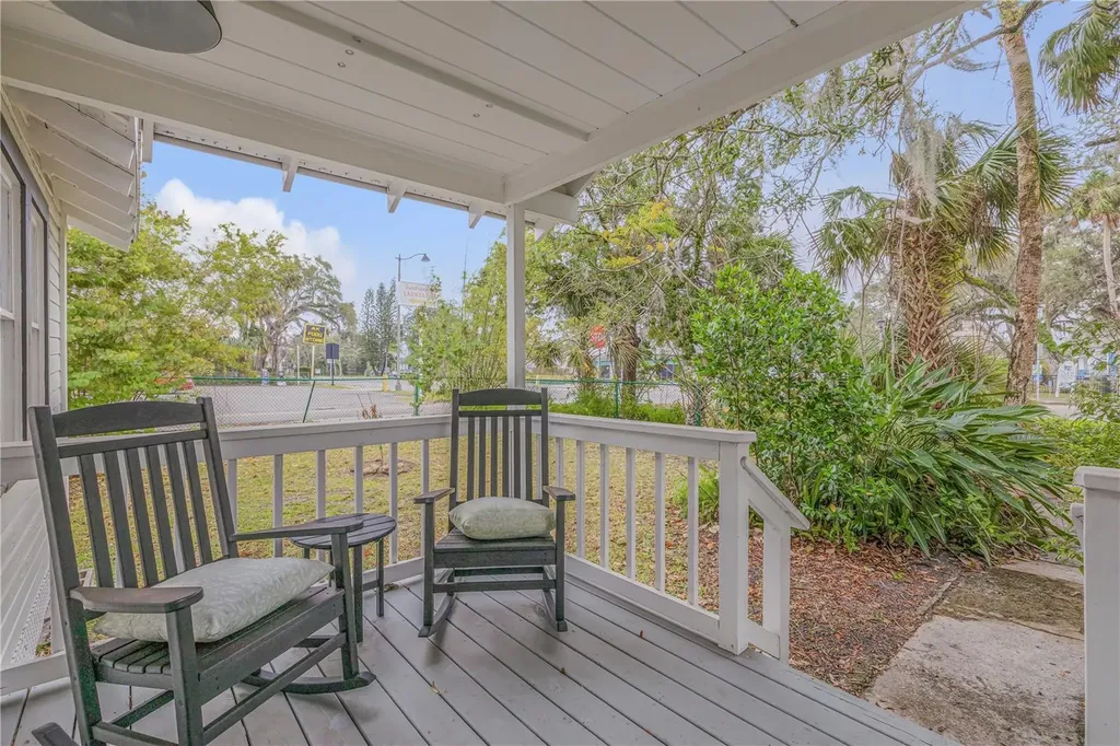 801 Canal Street New Smyrna Beach FL 32168