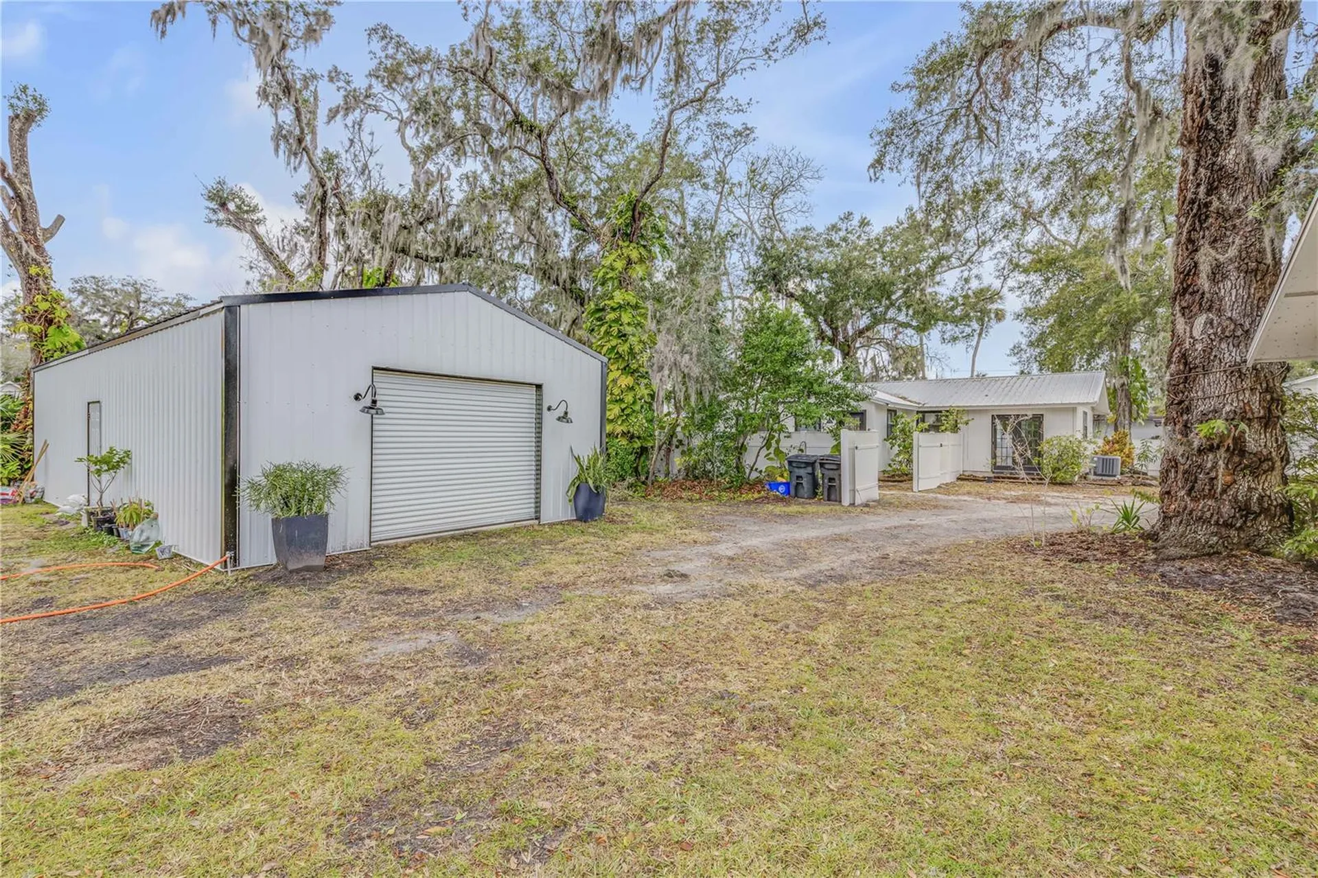 801 Canal Street New Smyrna Beach FL 32168