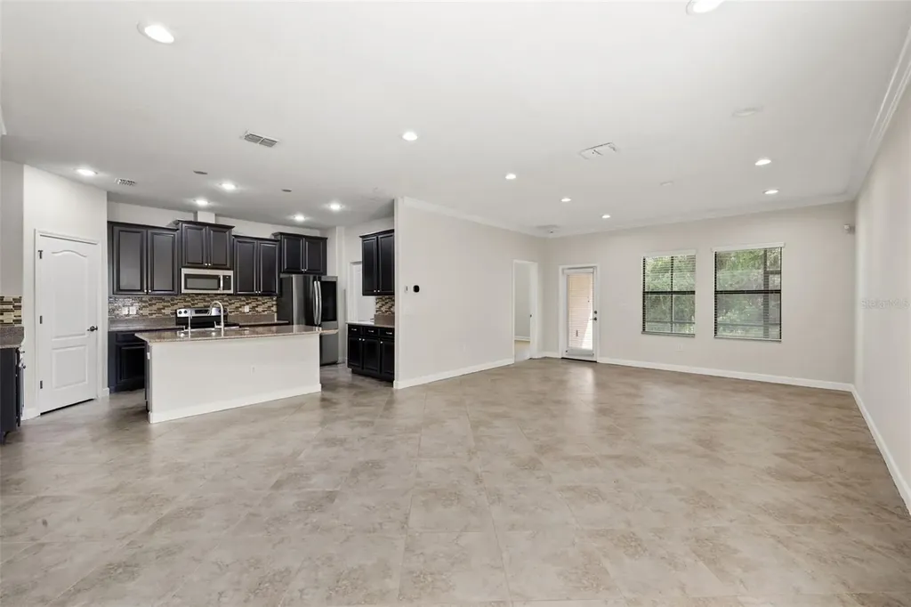 19476 Paddock View Drive Tampa FL 33647