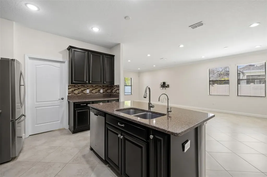 19476 Paddock View Drive Tampa FL 33647