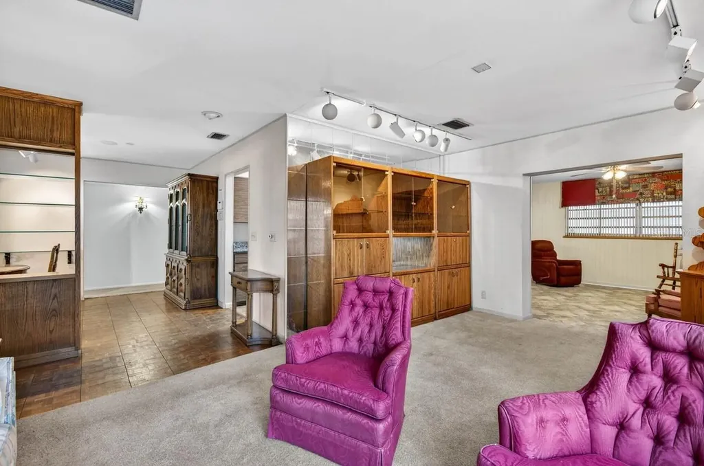 825 W Whatley Place Tampa FL 33604