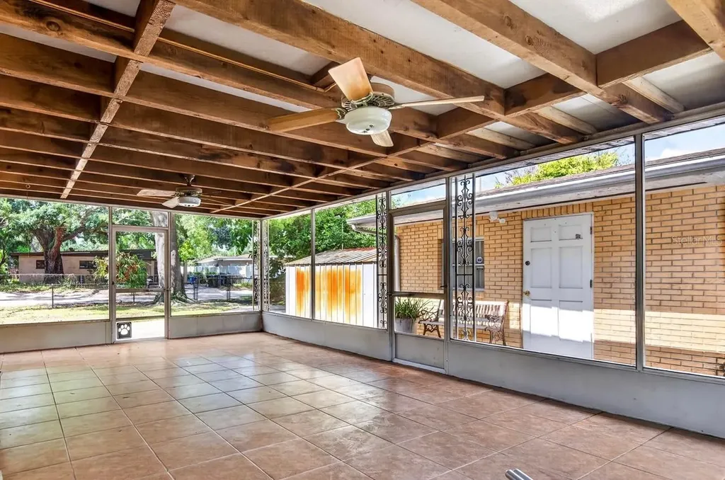 825 W Whatley Place Tampa FL 33604