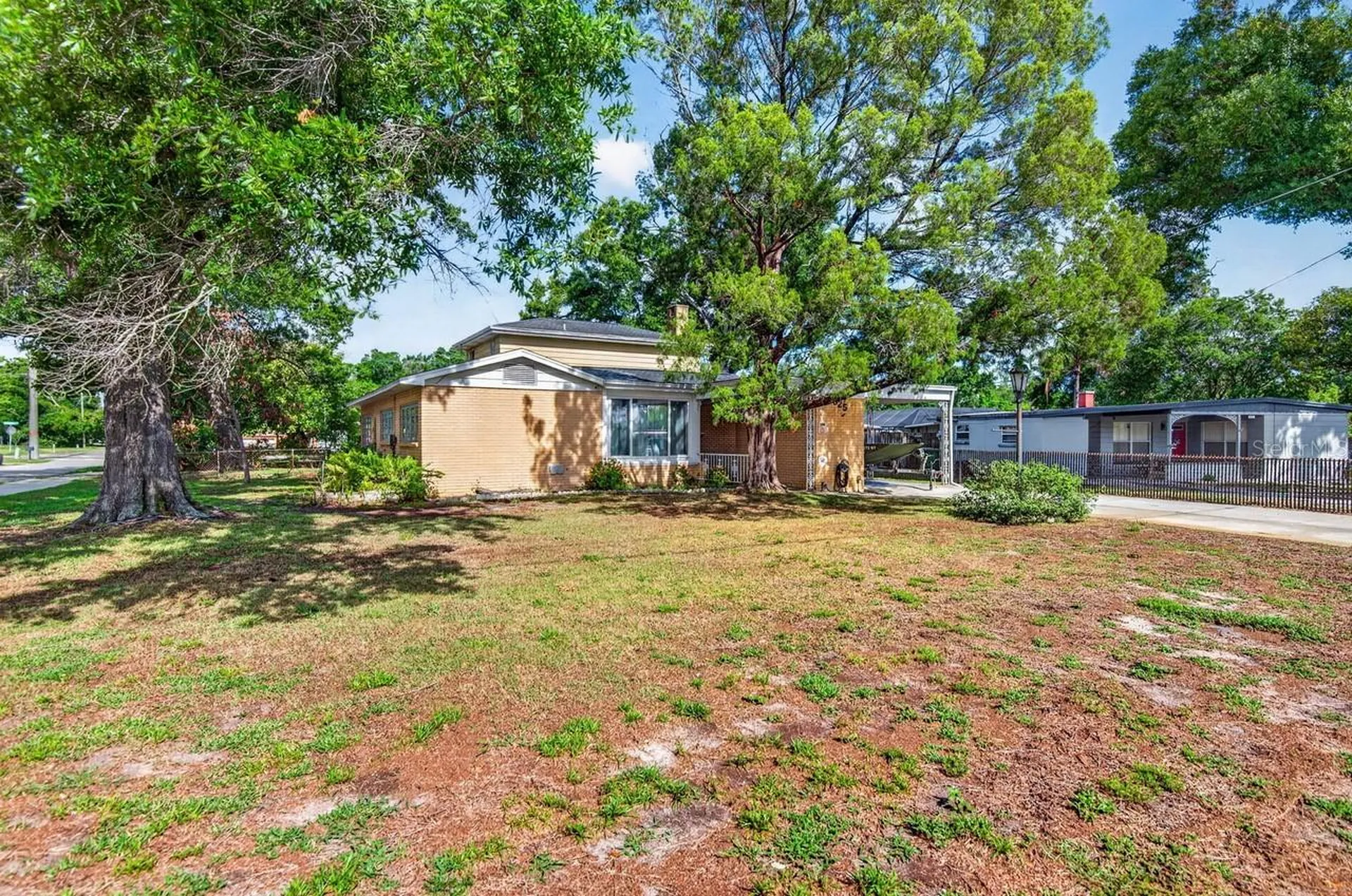 825 W Whatley Place Tampa FL 33604